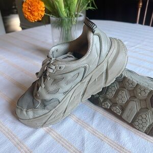 Hoka Clifton L Sneaker, Women’s Size 7